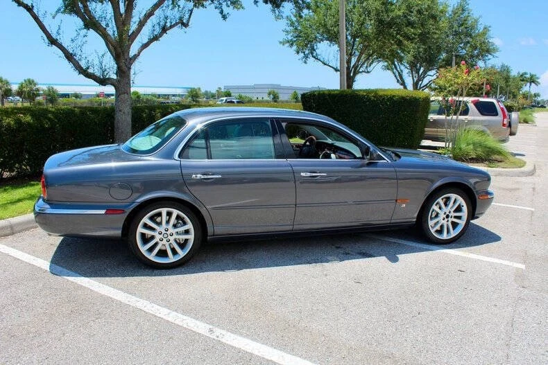 2004 Jaguar X350/X356/X358 XJR - Image 17 of 31