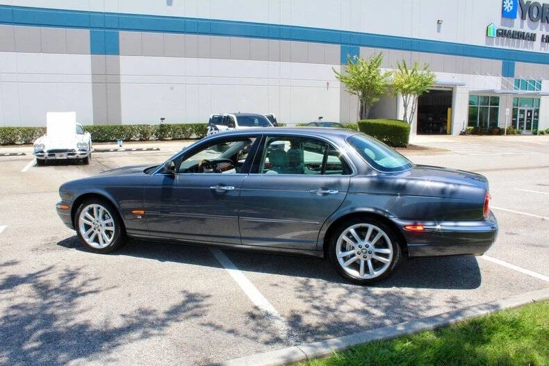 2004 Jaguar X350/X356/X358 XJR - Image 26 of 31