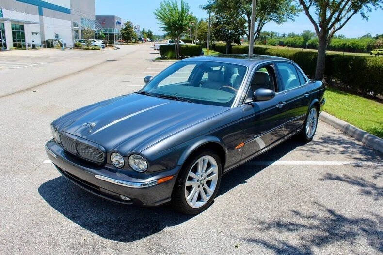 2004 Jaguar X350/X356/X358 XJR - Image 23 of 31