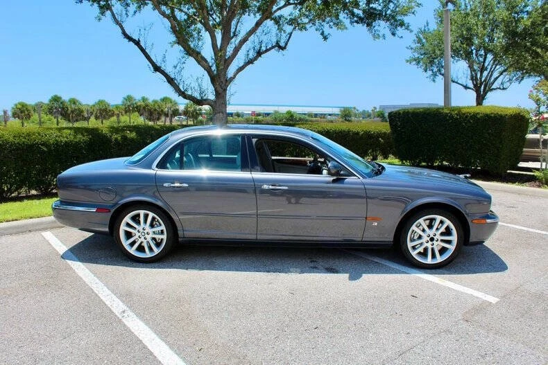 2004 Jaguar X350/X356/X358 XJR - Image 18 of 31