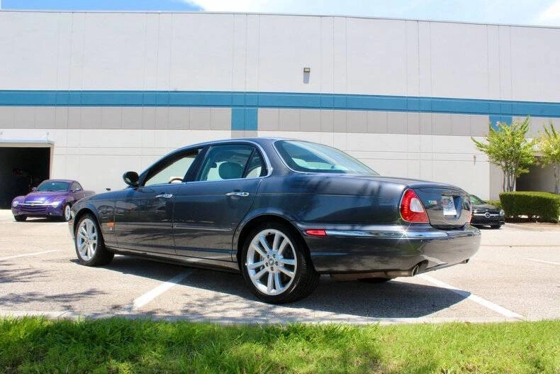 2004 Jaguar X350/X356/X358 XJR - Image 10 of 31