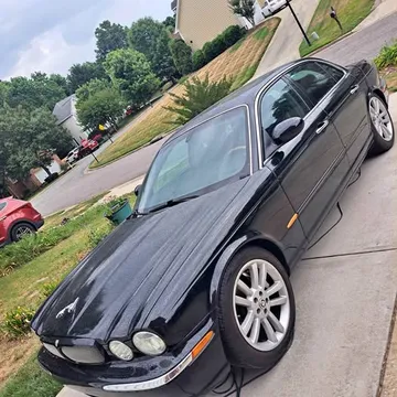 2004 Jaguar XJR