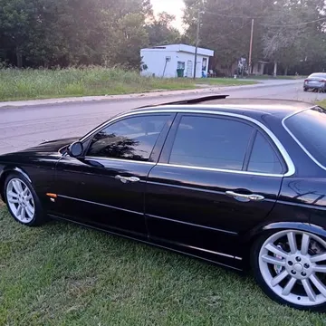 2004 Jaguar XJR