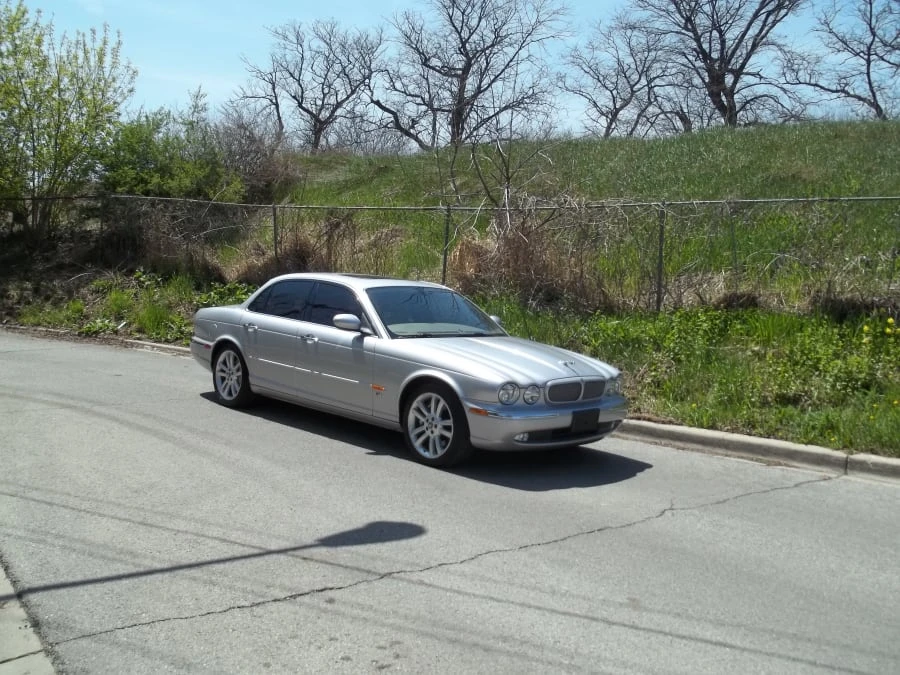 2004 Jaguar Replica - Image 9 of 9