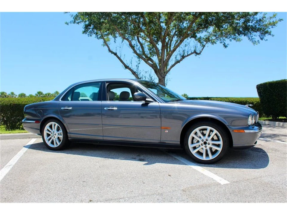 2004 Jaguar X350/X356/X358 XJR - Image 3 of 31