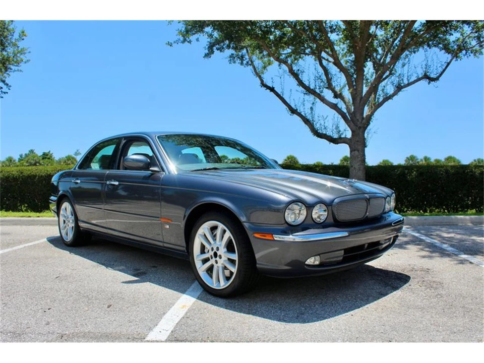 2004 Jaguar X350/X356/X358 XJR - Image 4 of 31