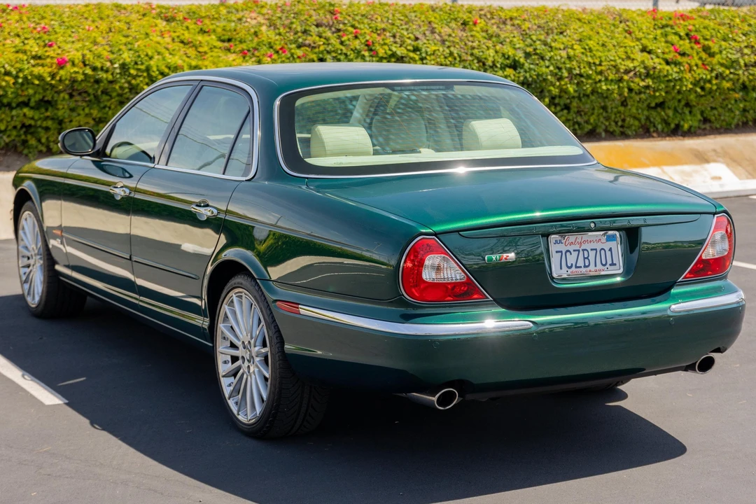2004 Jaguar X350/X356/X358 XJR - Image 4 of 31