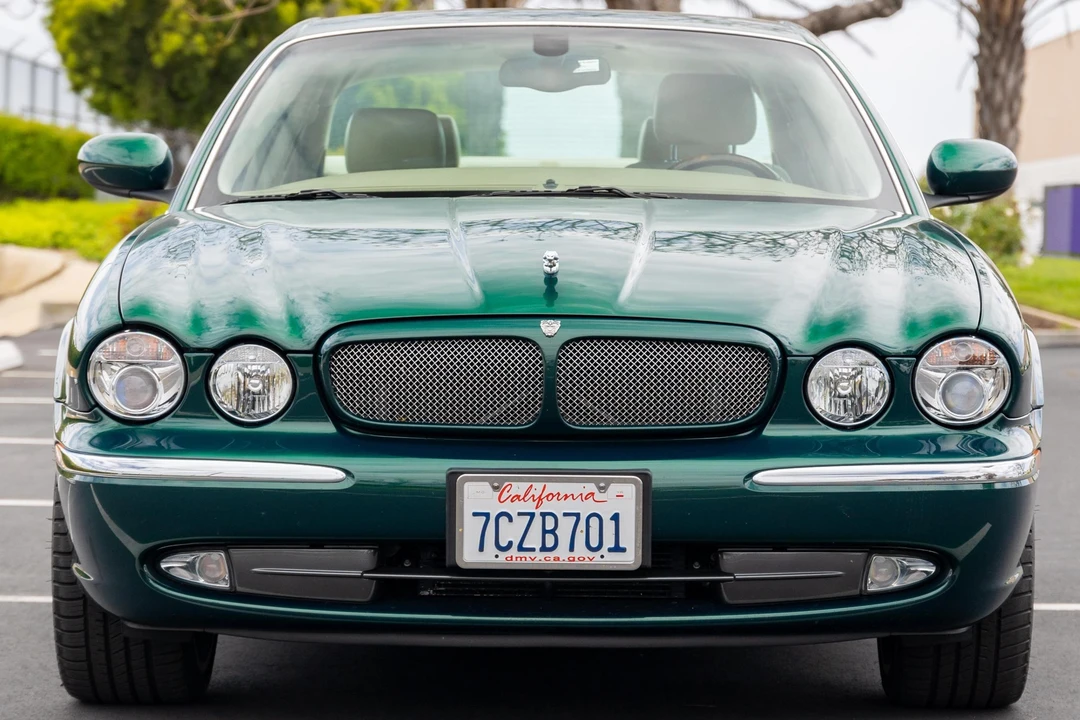2004 Jaguar X350/X356/X358 XJR - Image 2 of 31