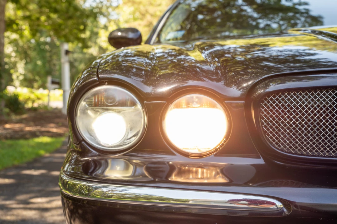 2004 Jaguar X350/X356/X358 XJR - Image 11 of 31