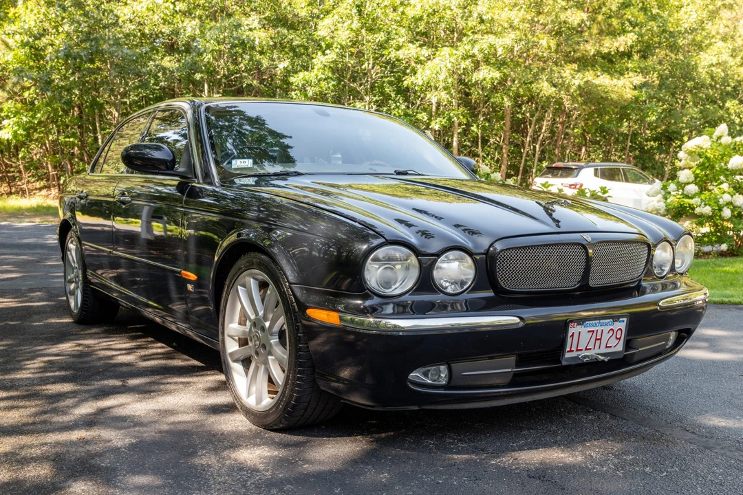 2004 Jaguar X350/X356/X358 XJR - Image 8 of 31
