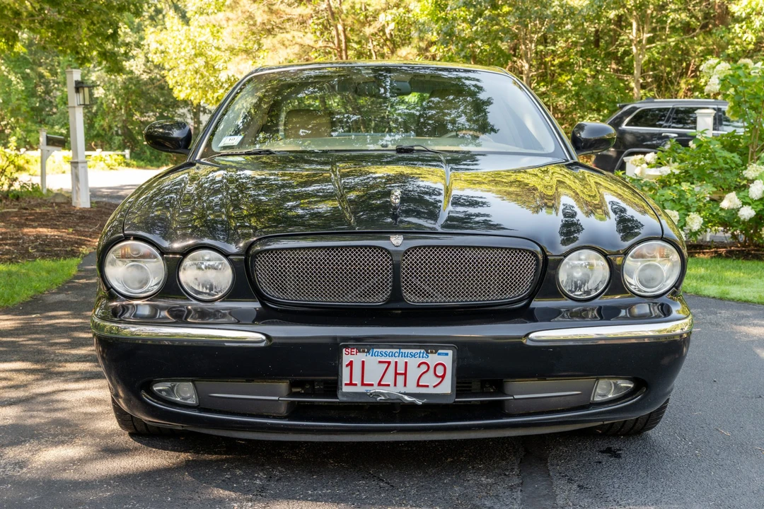 2004 Jaguar X350/X356/X358 XJR - Image 9 of 31