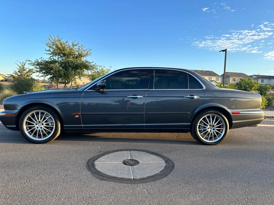 2004 Jaguar X350/X356/X358 XJR - Image 15 of 31
