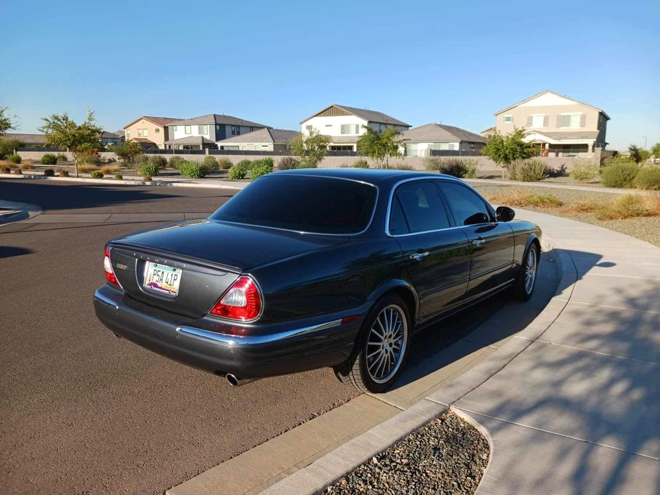 2004 Jaguar X350/X356/X358 XJR - Image 23 of 31