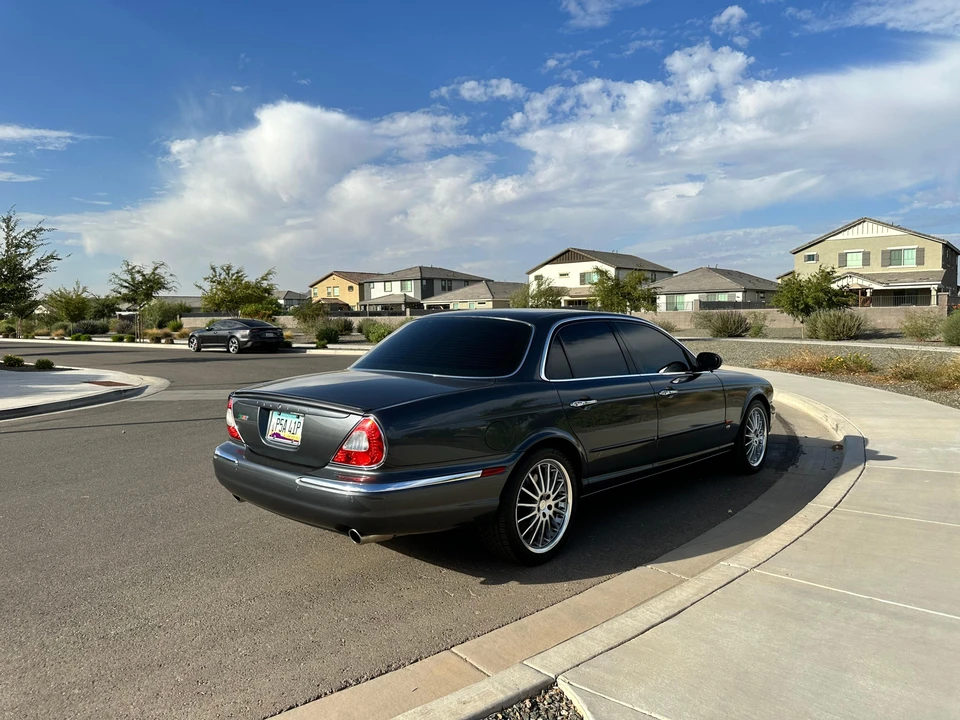 2004 Jaguar X350/X356/X358 XJR - Image 25 of 31