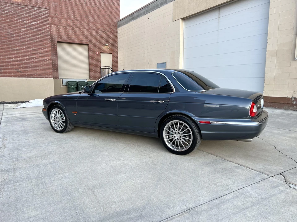 2004 Jaguar X350/X356/X358 XJR - Image 10 of 31