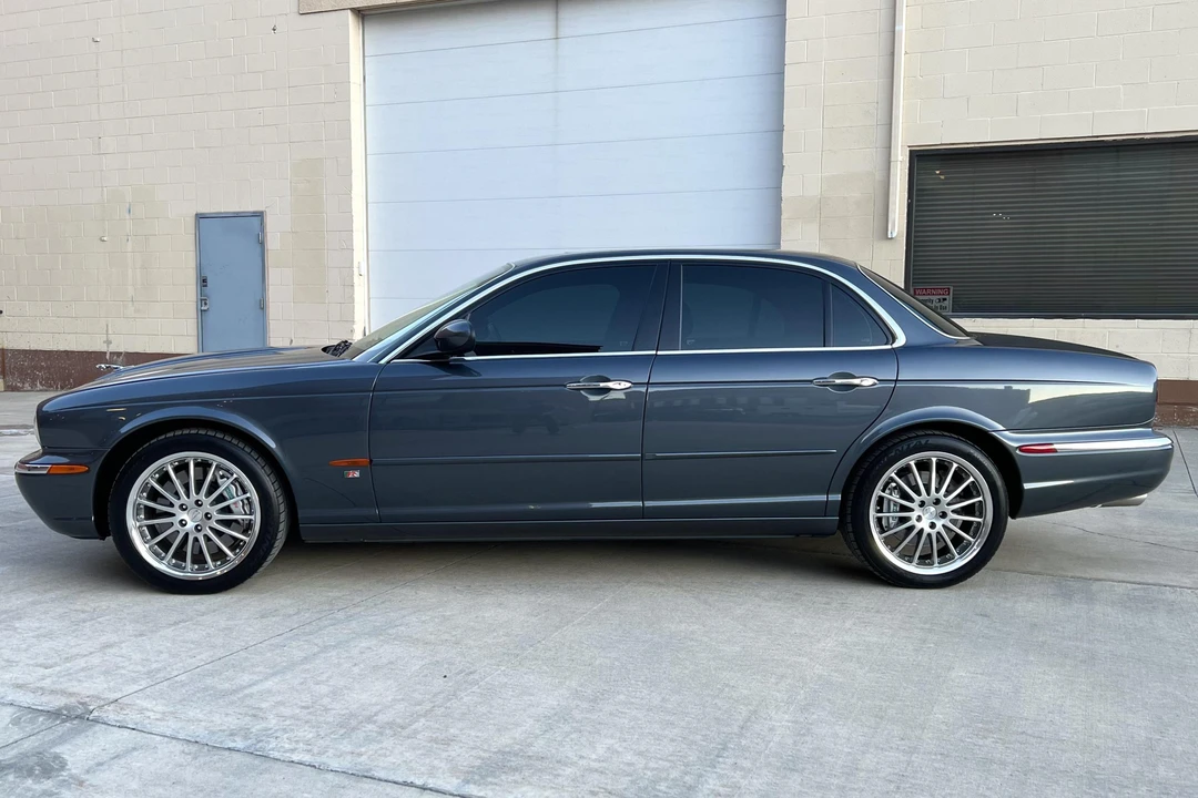 2004 Jaguar X350/X356/X358 XJR - Image 3 of 31