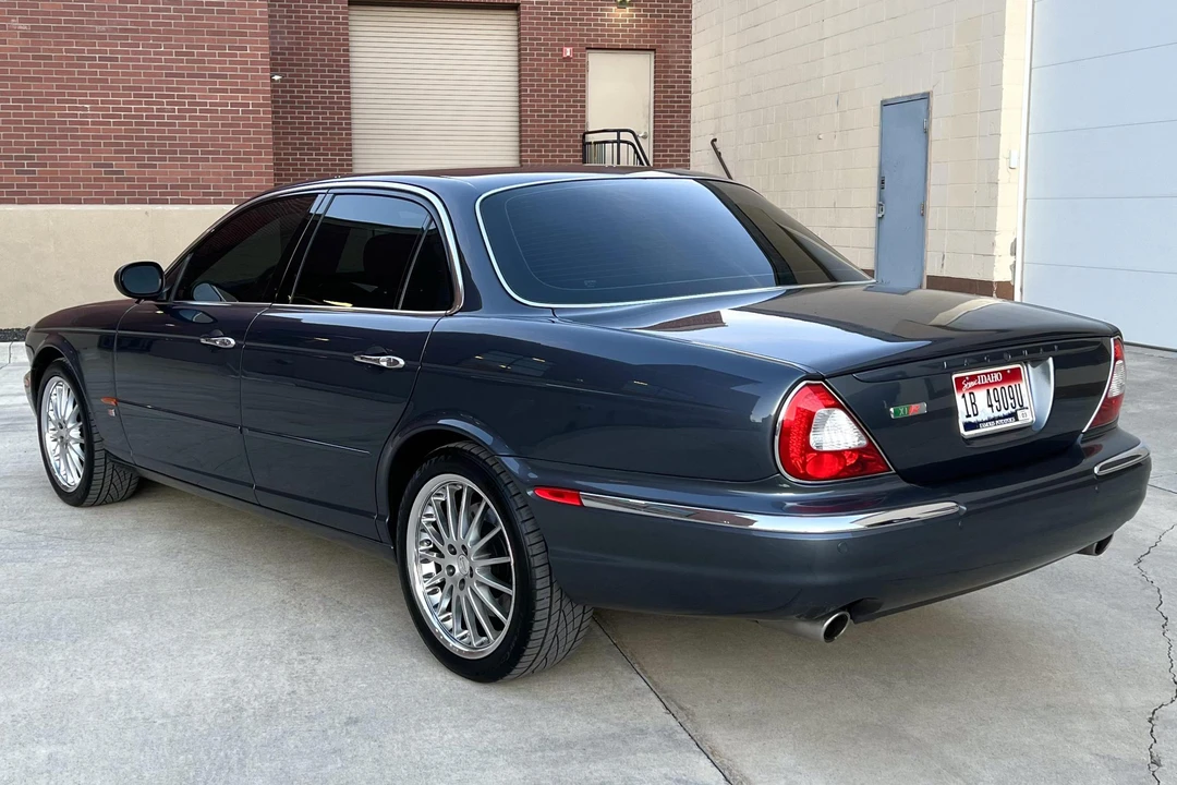 2004 Jaguar X350/X356/X358 XJR - Image 4 of 31