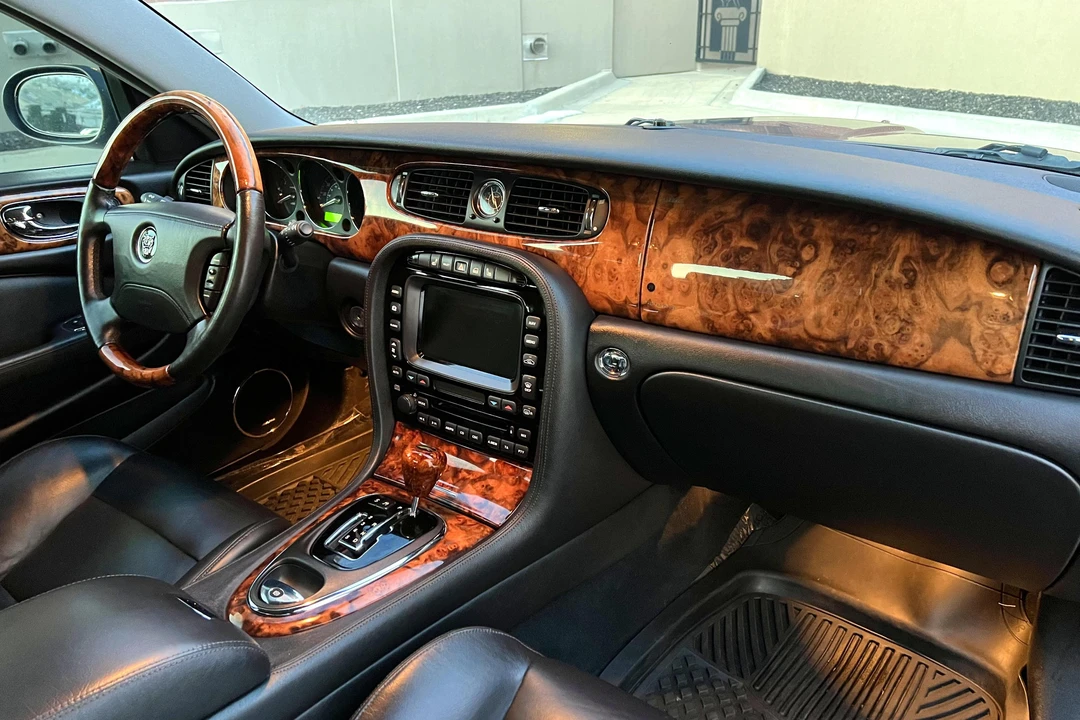 2004 Jaguar X350/X356/X358 XJR - Image 31 of 31
