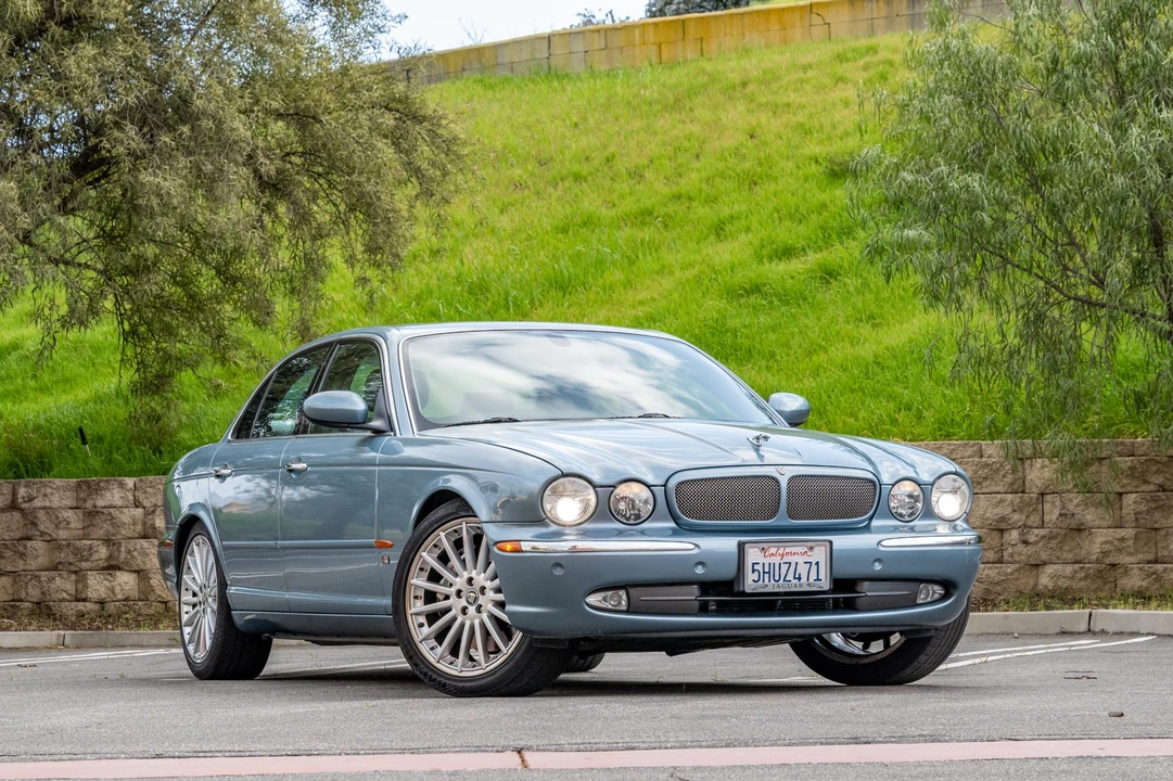 2004 Jaguar X350/X356/X358 XJR - Image 8 of 31
