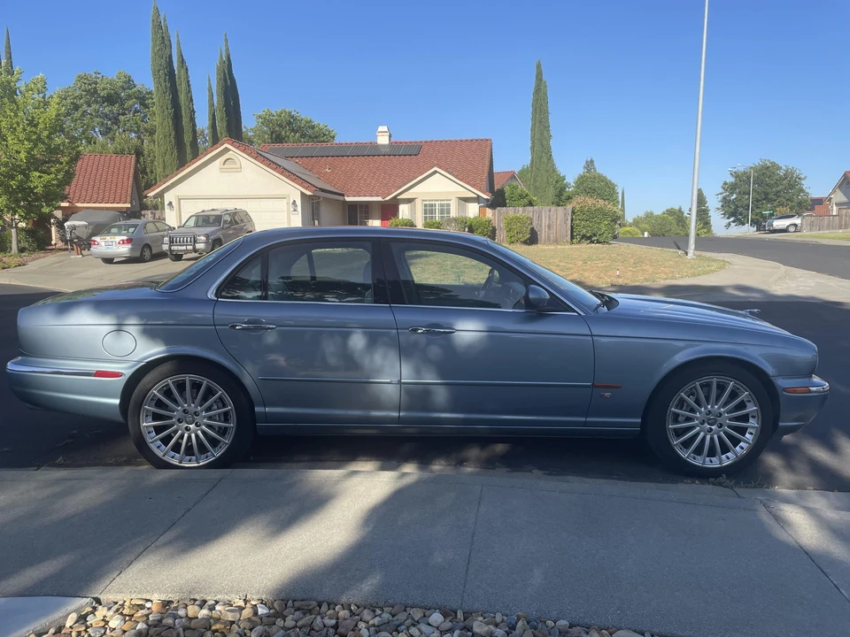 2004 Jaguar X350/X356/X358 XJR - Image 8 of 31
