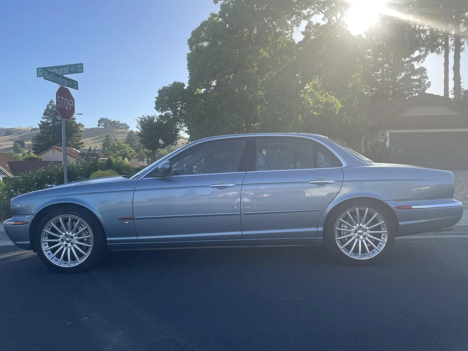 2004 Jaguar X350/X356/X358 XJR - Image 16 of 31