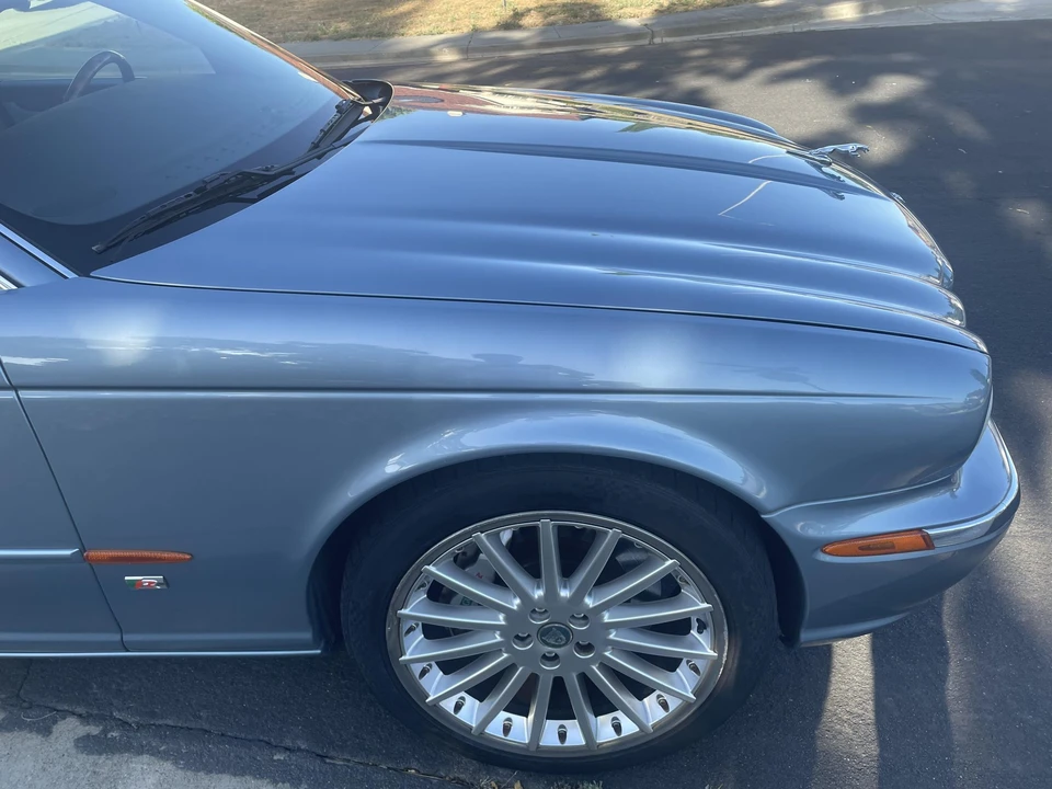 2004 Jaguar X350/X356/X358 XJR - Image 25 of 31