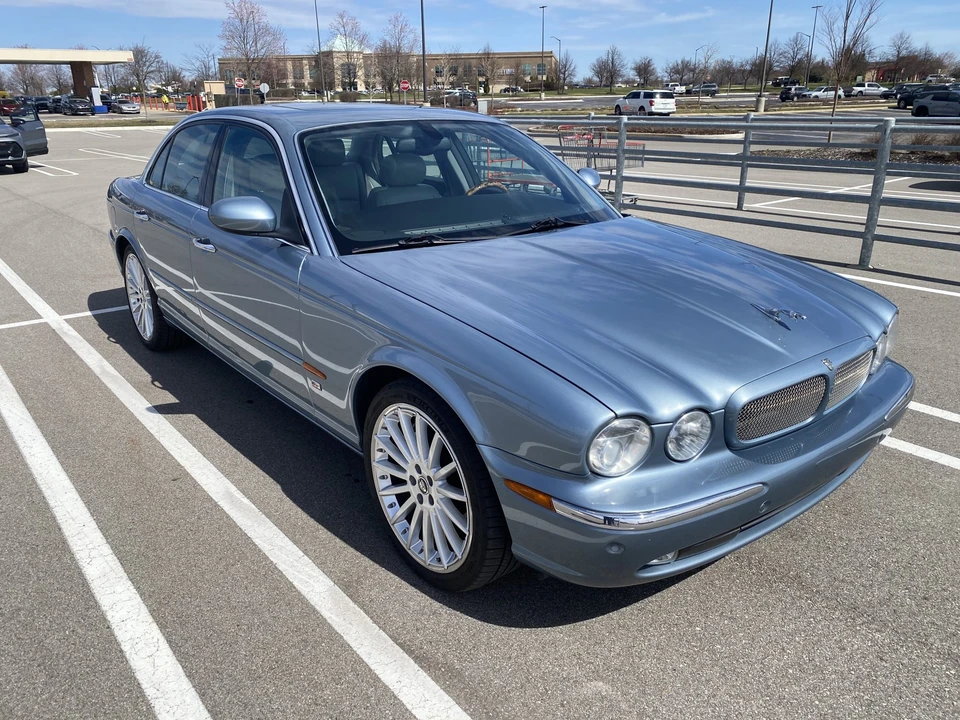 2004 Jaguar X350/X356/X358 XJR - Image 22 of 31