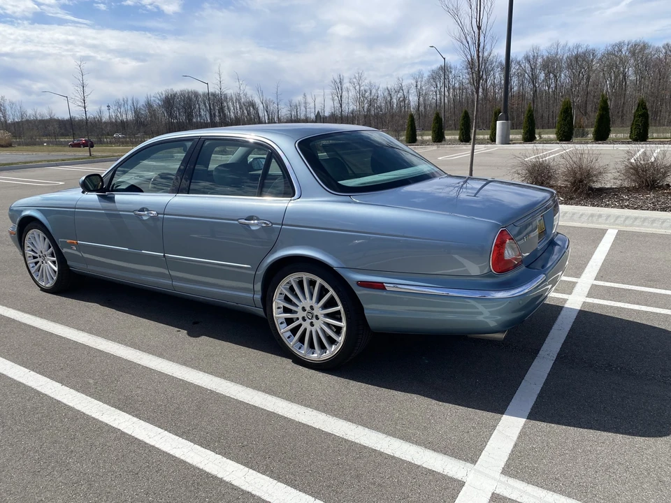 2004 Jaguar X350/X356/X358 XJR - Image 10 of 31
