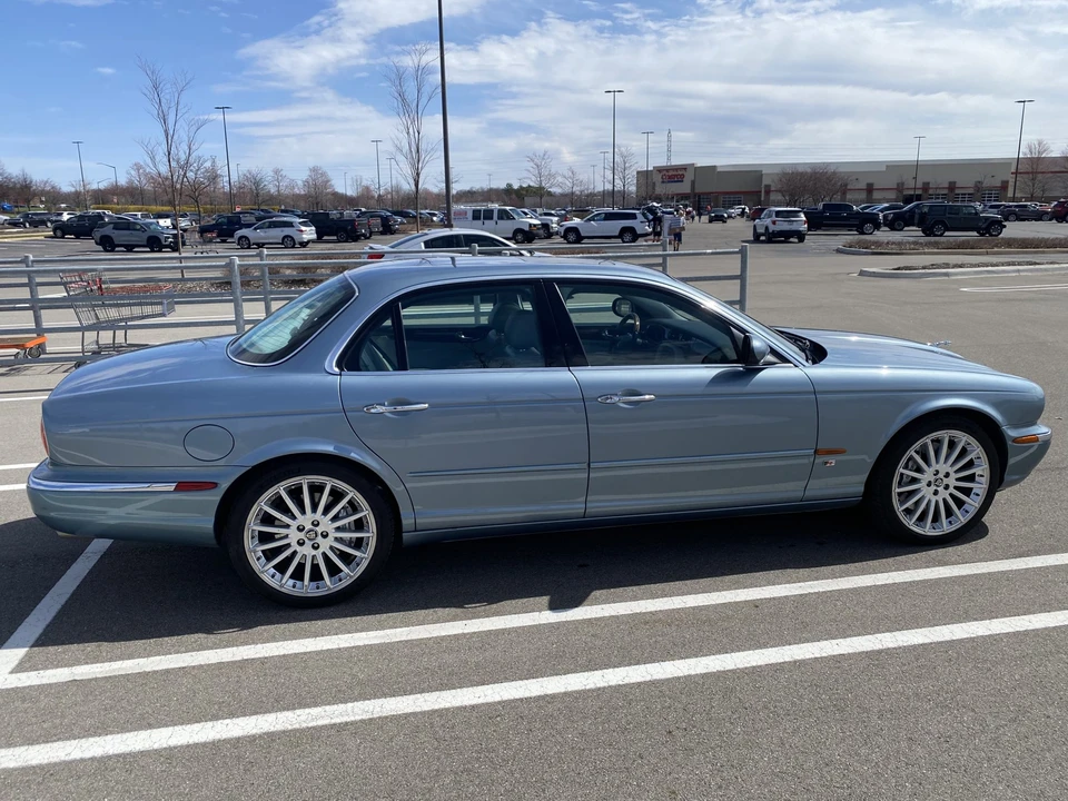 2004 Jaguar X350/X356/X358 XJR - Image 21 of 31