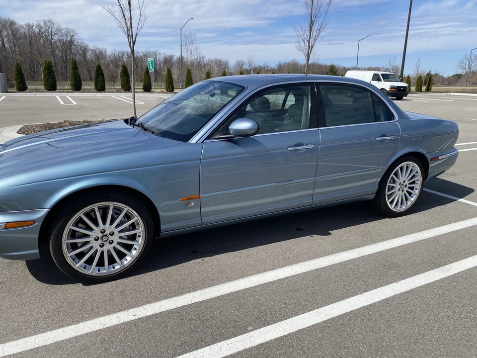 2004 Jaguar X350/X356/X358 XJR - Image 26 of 31