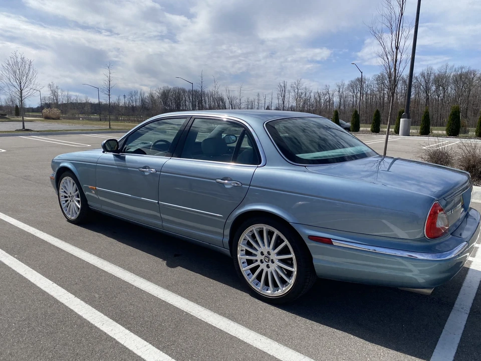 2004 Jaguar X350/X356/X358 XJR - Image 11 of 31