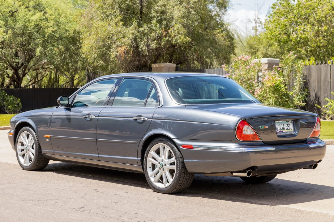 2004 Jaguar X350/X356/X358 XJR - Image 6 of 31