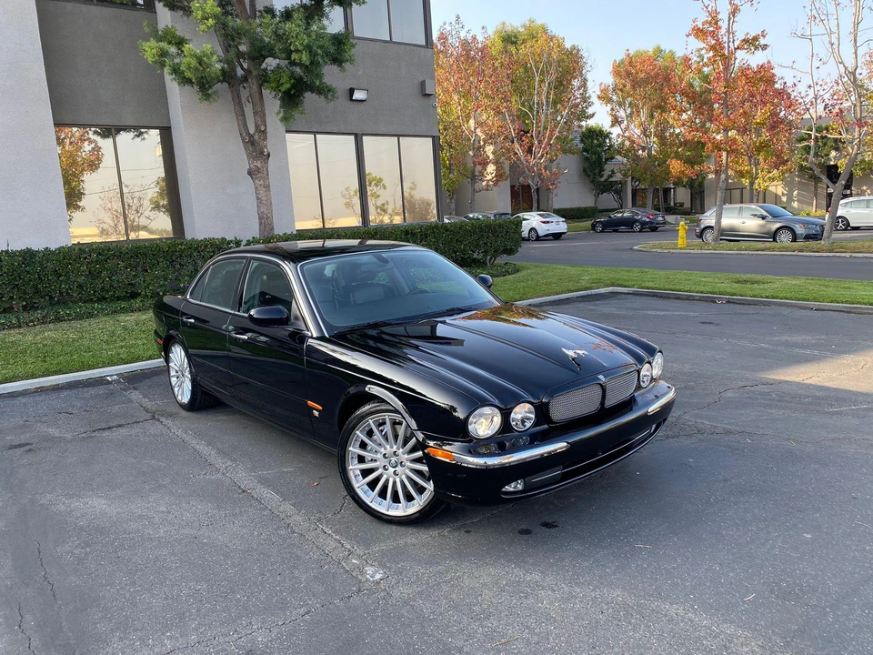 2004 Jaguar X350/X356/X358 XJR - Image 22 of 31