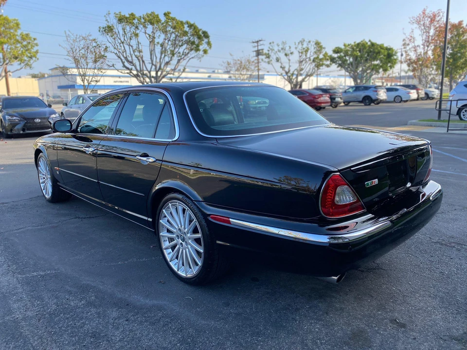 2004 Jaguar X350/X356/X358 XJR - Image 13 of 31