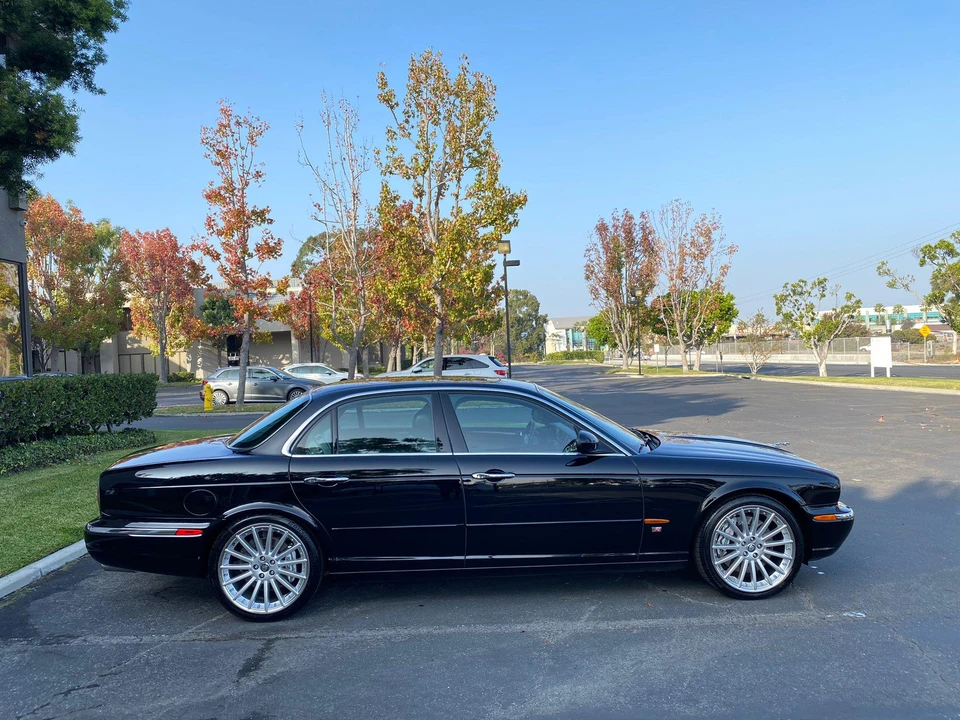 2004 Jaguar X350/X356/X358 XJR - Image 17 of 31