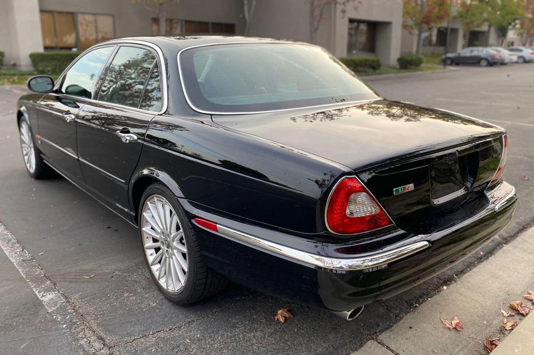 2004 Jaguar X350/X356/X358 XJR - Image 4 of 31