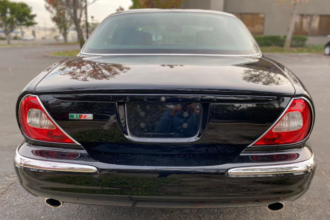 2004 Jaguar X350/X356/X358 XJR - Image 5 of 31