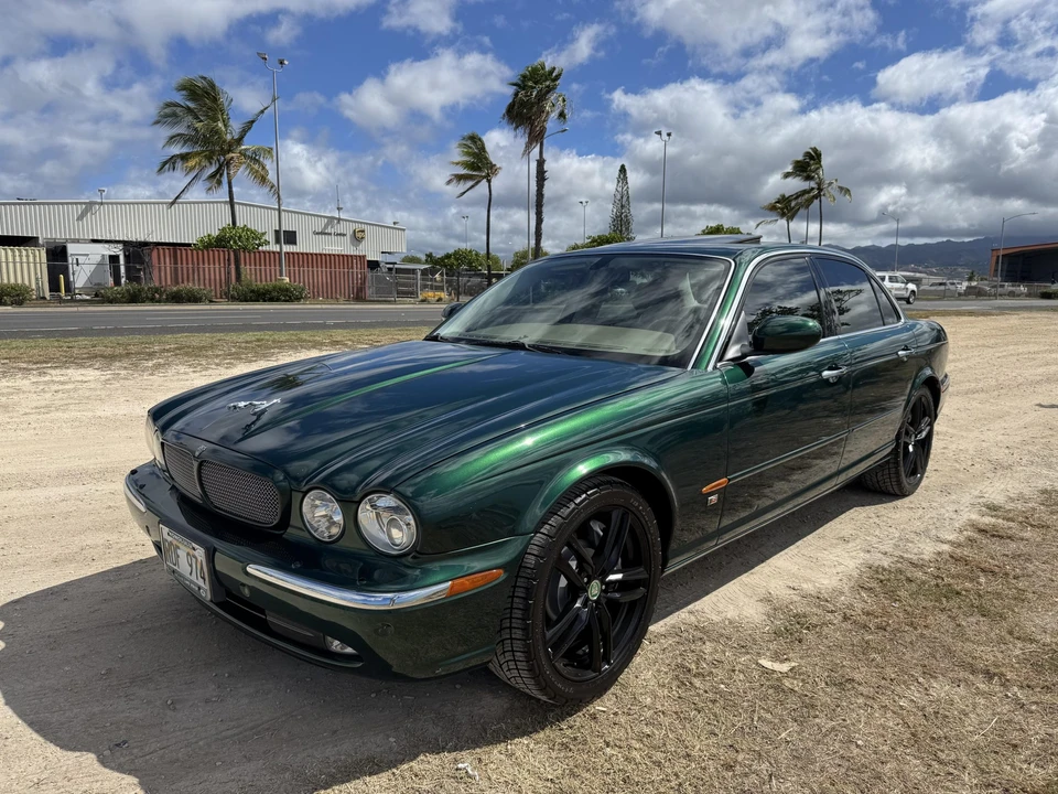 2004 Jaguar X350/X356/X358 XJR - Image 2 of 31