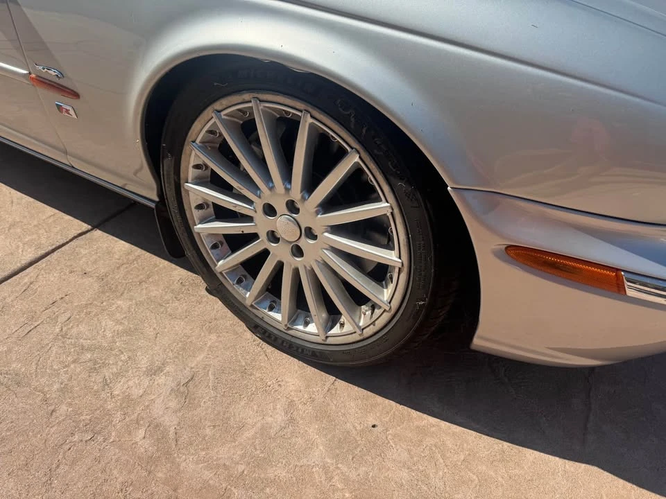 2004 Jaguar X308 XJR - Image 3 of 15