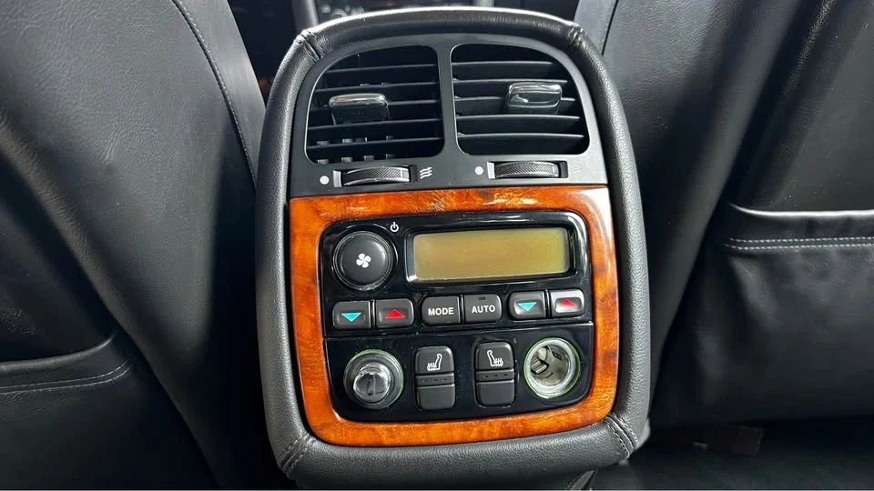 2004 Jaguar X308 XJR - Image 10 of 20