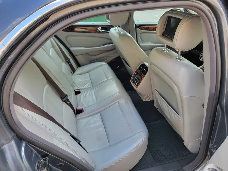 2004 Jaguar X308 XJR - Image 4 of 4
