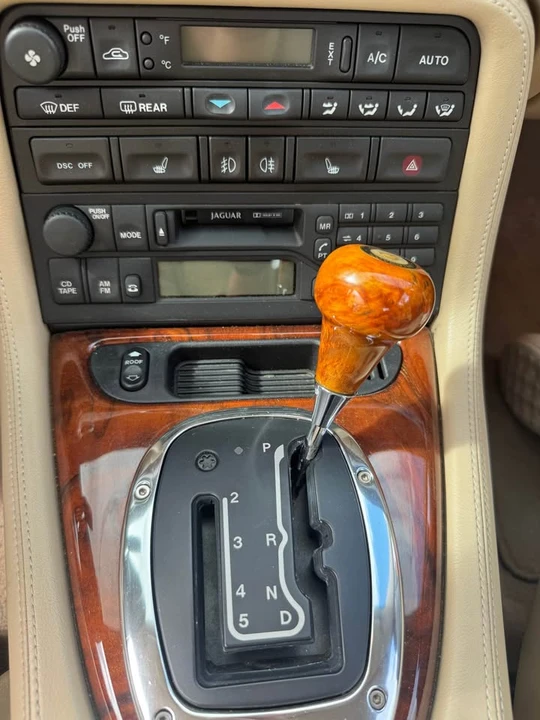 2004 Jaguar X100 XK8 - Image 3 of 7