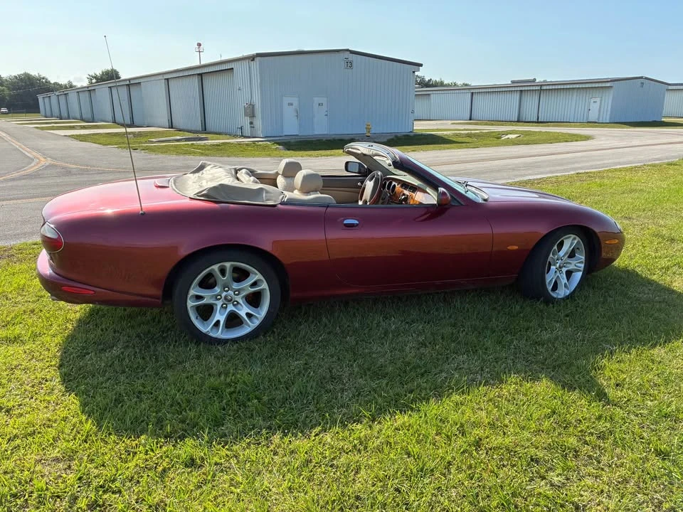 2004 Jaguar X100 XK8 - Image 4 of 12