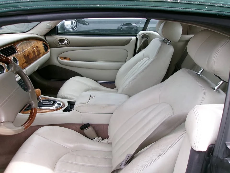 2004 Jaguar X100 XK8 - Image 6 of 8