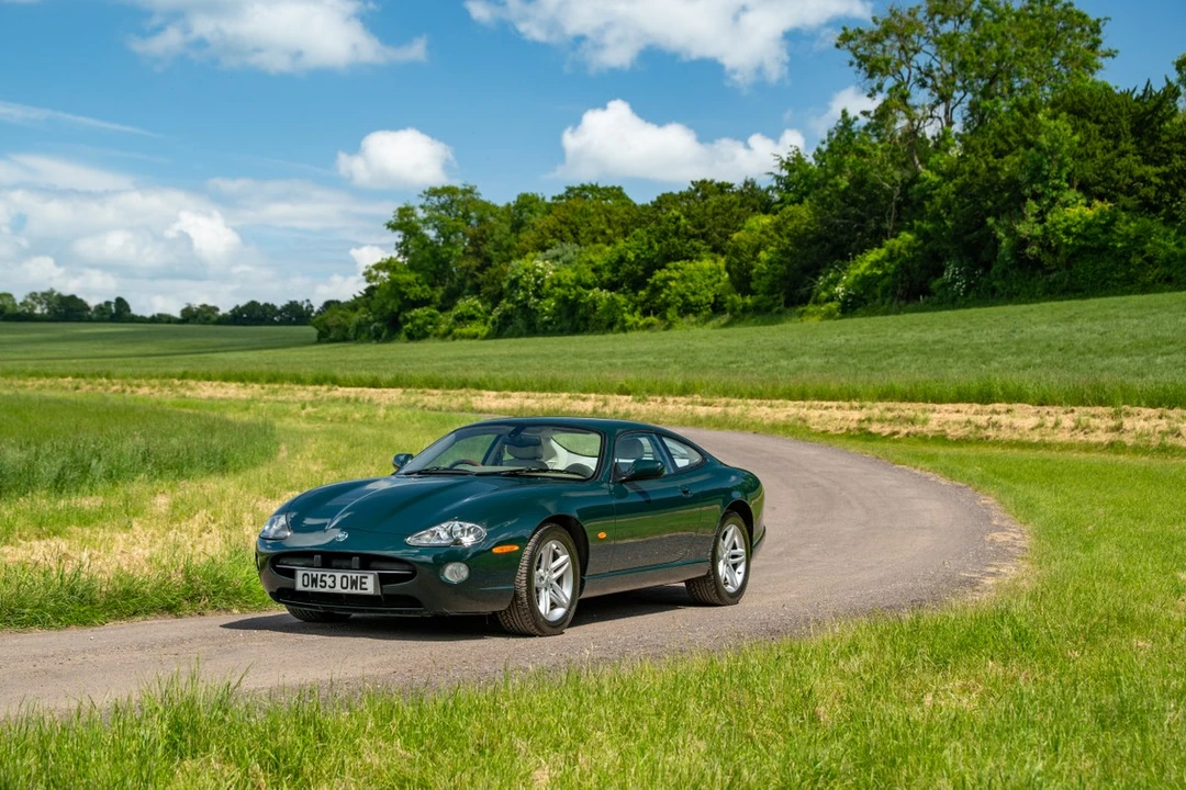 2004 Jaguar X100 XK8 - Image 2 of 30