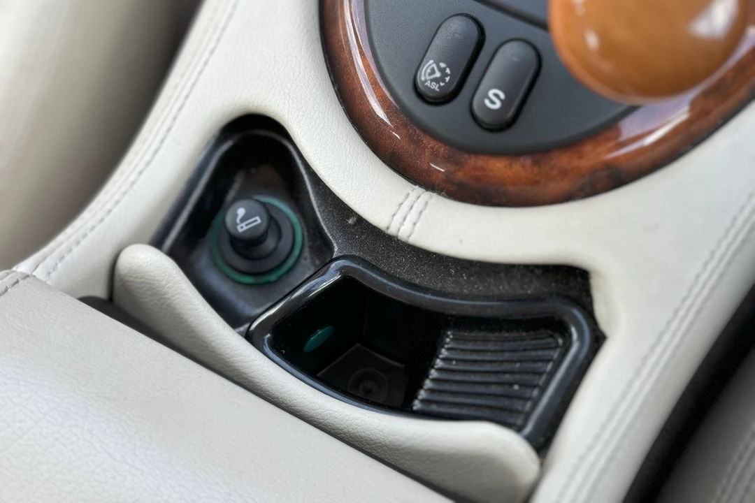 2004 Jaguar X100 XK8 - Image 28 of 30