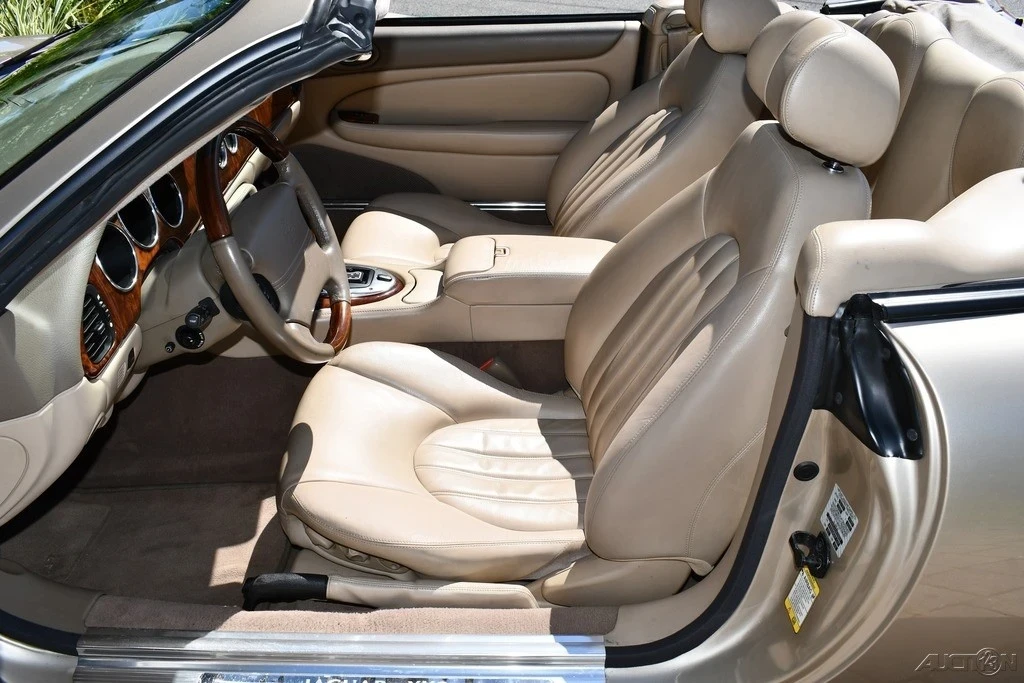 2004 Jaguar X100 XK8 - Image 11 of 21
