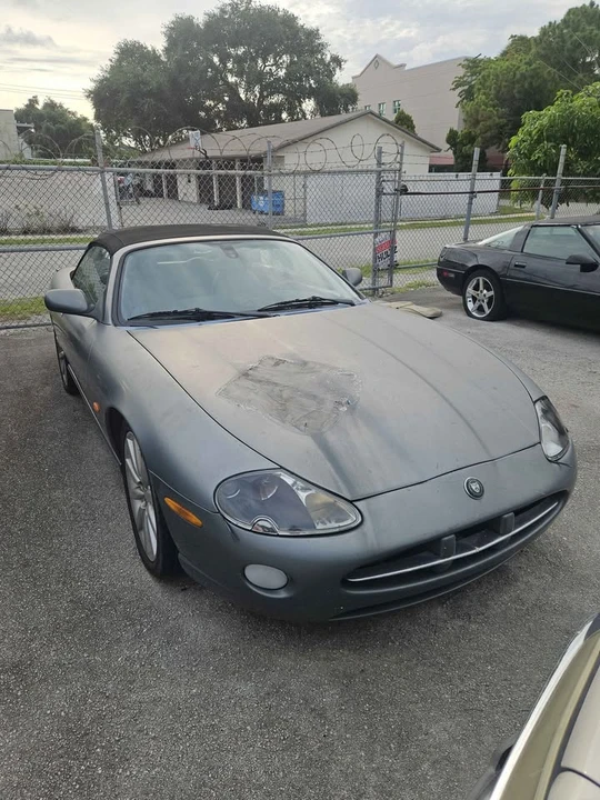 2004 Jaguar X100 XK8 - Image 3 of 4