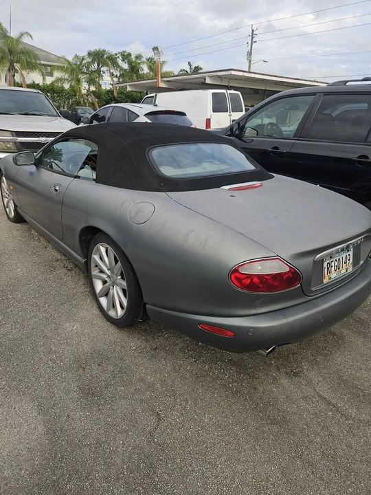 2004 Jaguar X100 XK8 - Image 2 of 4