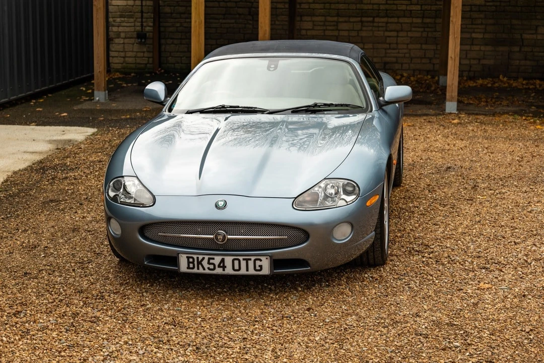 2004 Jaguar X100 XK8 - Image 10 of 30